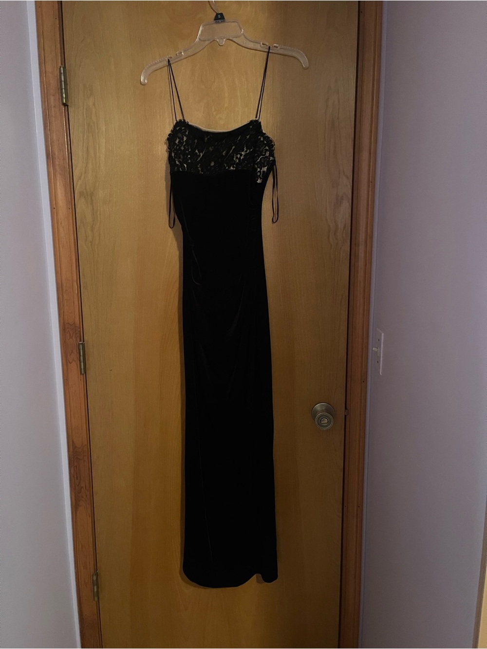 JS Boutique Vintage 90s/Y2K Black Velvet Lace Bodice Formal Maxi Dress Size 6